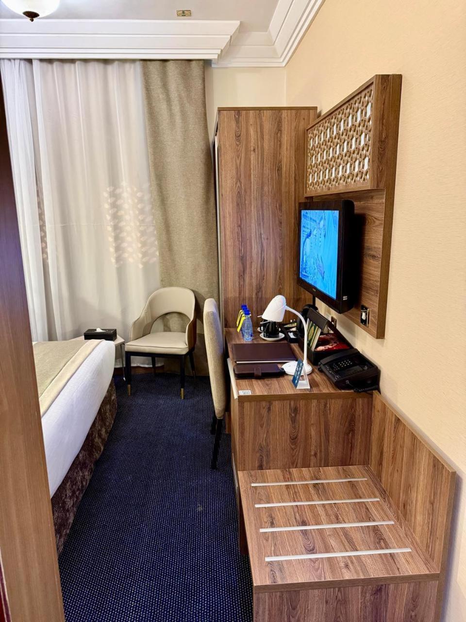 Golden Tulip Al-Zahabi Hotel Medine Dış mekan fotoğraf