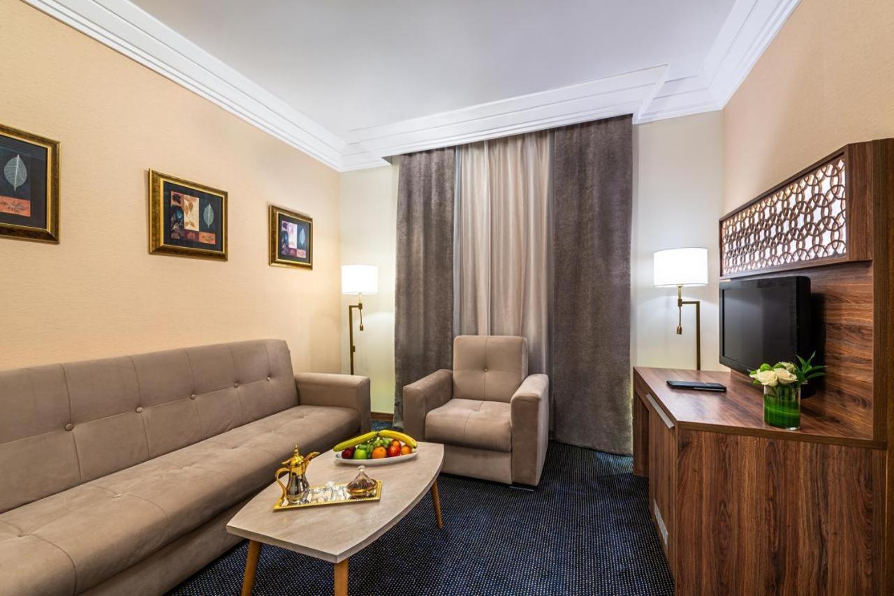 Golden Tulip Al-Zahabi Hotel Medine Oda fotoğraf