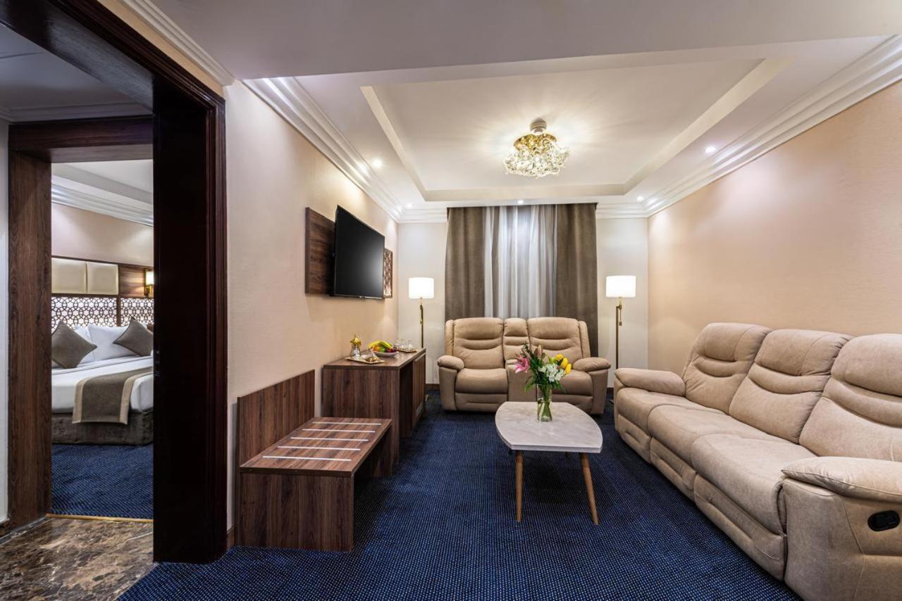 Golden Tulip Al-Zahabi Hotel Medine Oda fotoğraf